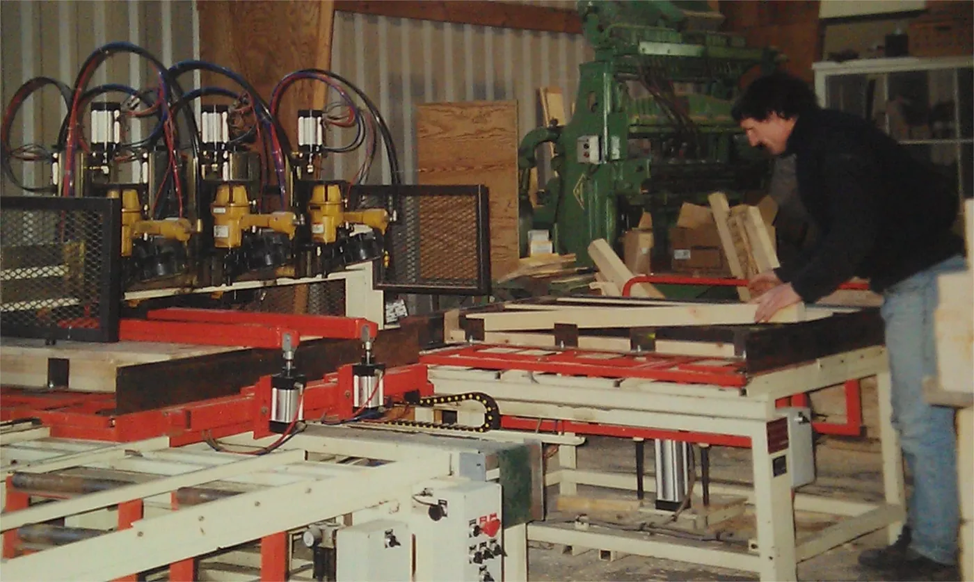 Machine d'assemblage — Caisserie des Caduels, années 70-90